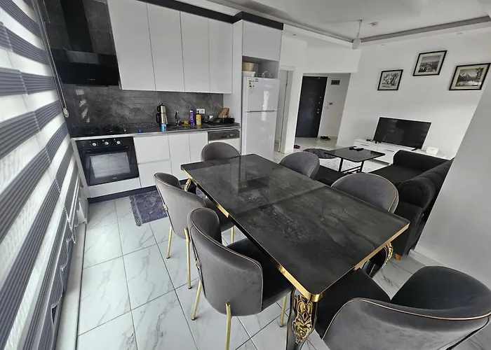 Apartament Paradise Garden Sitesi 3 Havuzlu Esyali Kisi Fiyati Degil Fiyati